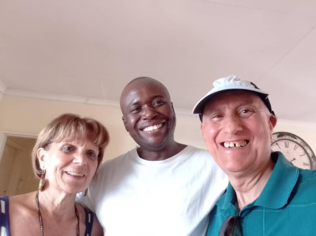 Sugar Shack Backpackers Botswana Bed & Breakfast Gaborone Exterior photo